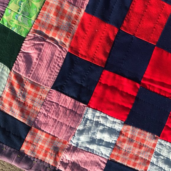 Vintage Hand Sewn Quilt - Picture 5 of 7